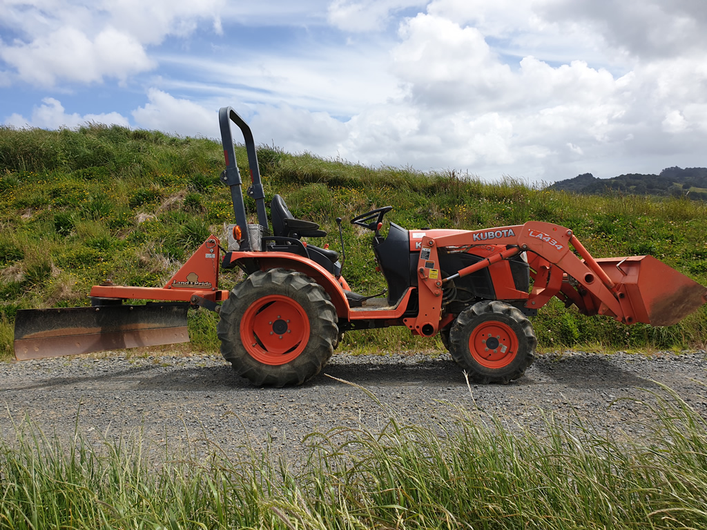 Tractor (Kubota B2601 Compact Tractor) | WCF Hire